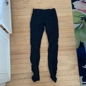Lululemon speed tight III mesh size 4 black running leggings 30” inseam pockets
